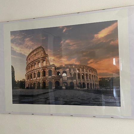 Mamas House Apartment ลิโด ดิ ออสเตีย ภายนอก รูปภาพ