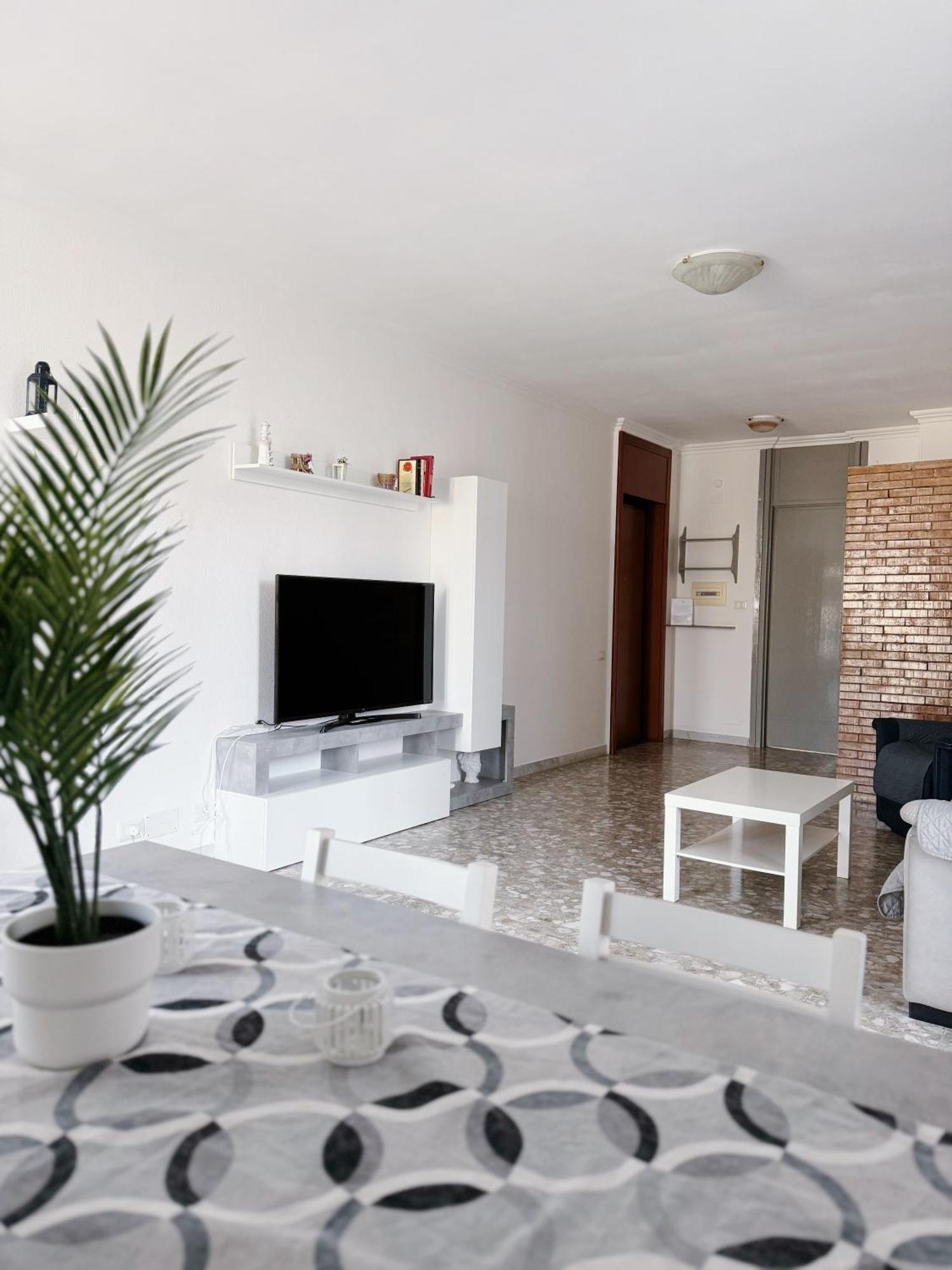 Mamas House Apartment ลิโด ดิ ออสเตีย ภายนอก รูปภาพ